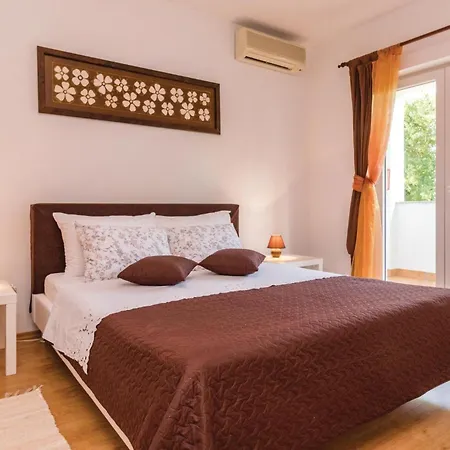 Vikendica Valtura Xlvii