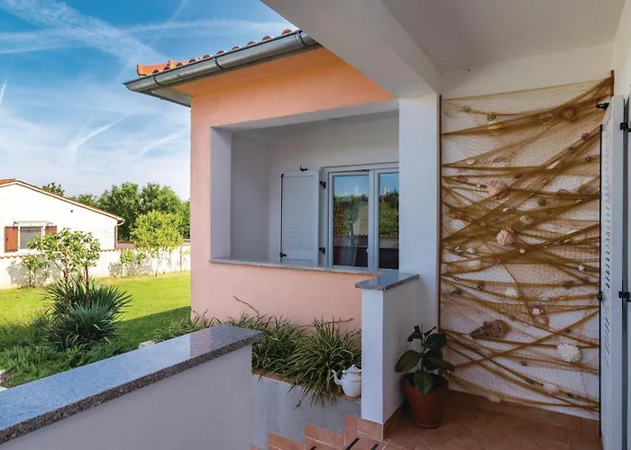 Valtura Xlvii * Liznjan